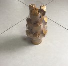 分級(jí)塔式鑽頭